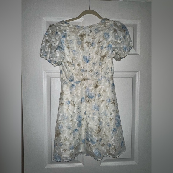 Worn Once - Leah Mini Floral Dress - Small - Picture 6 of 7